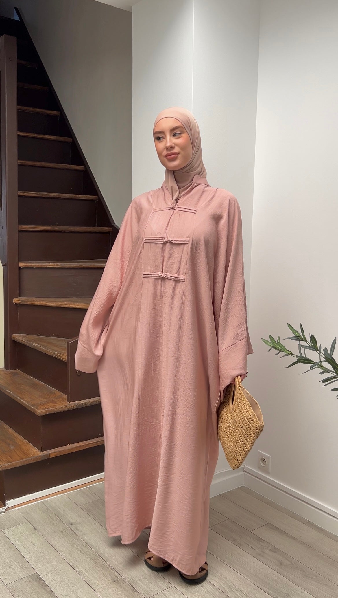 Abaya Line rose