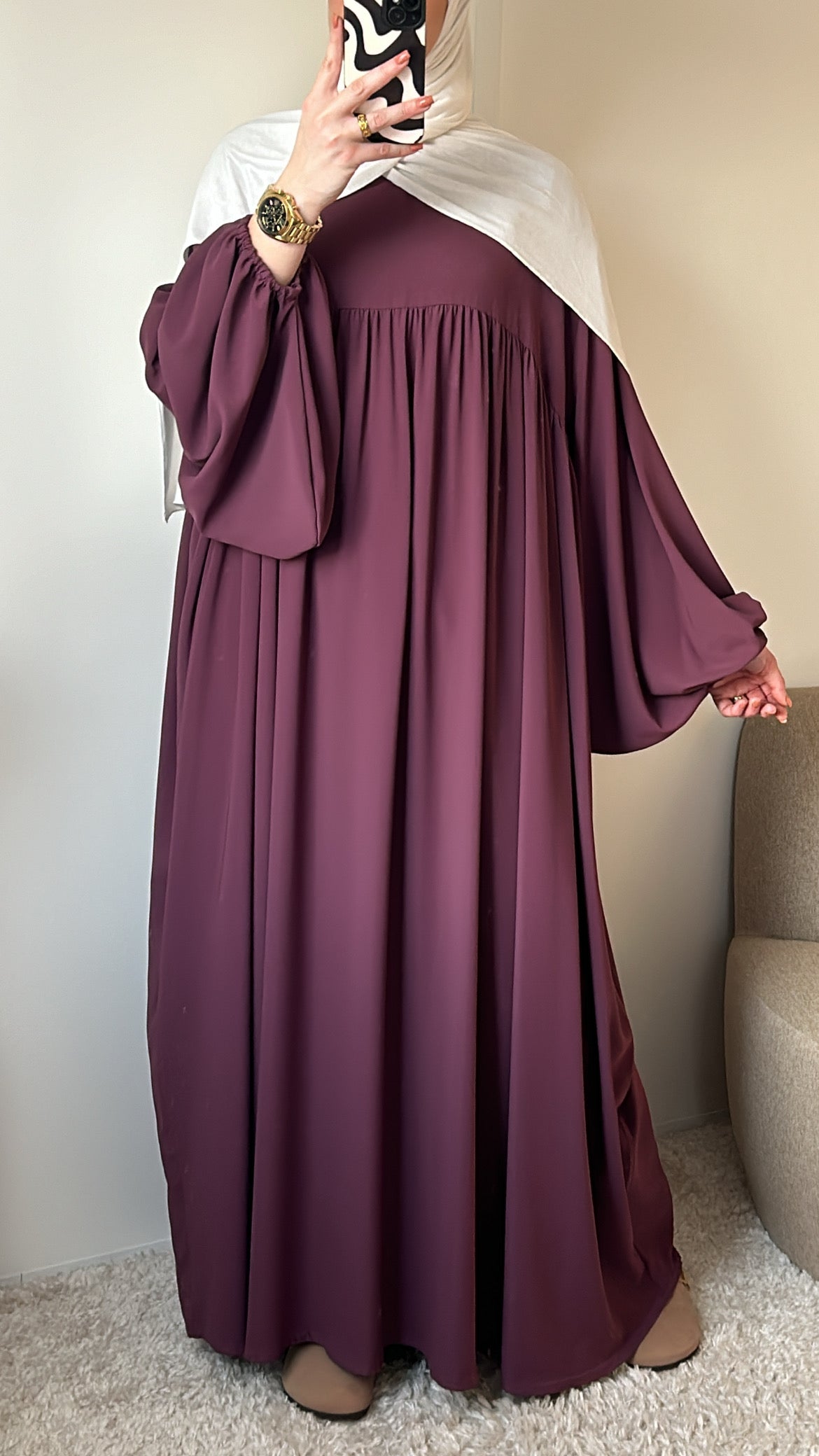 Medina silk puff sleeve abaya