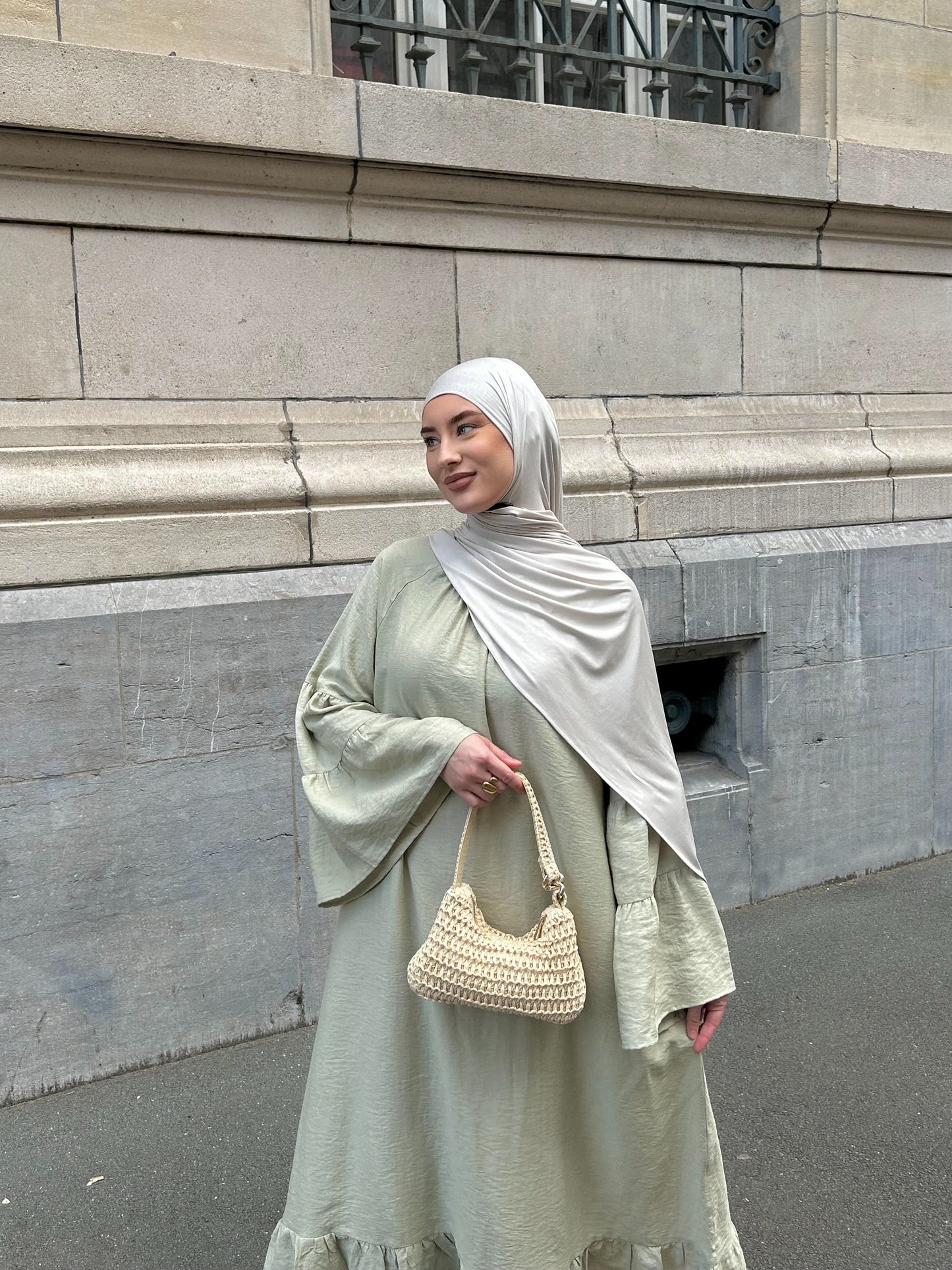 Abaya Flowy Linen vert tilleul