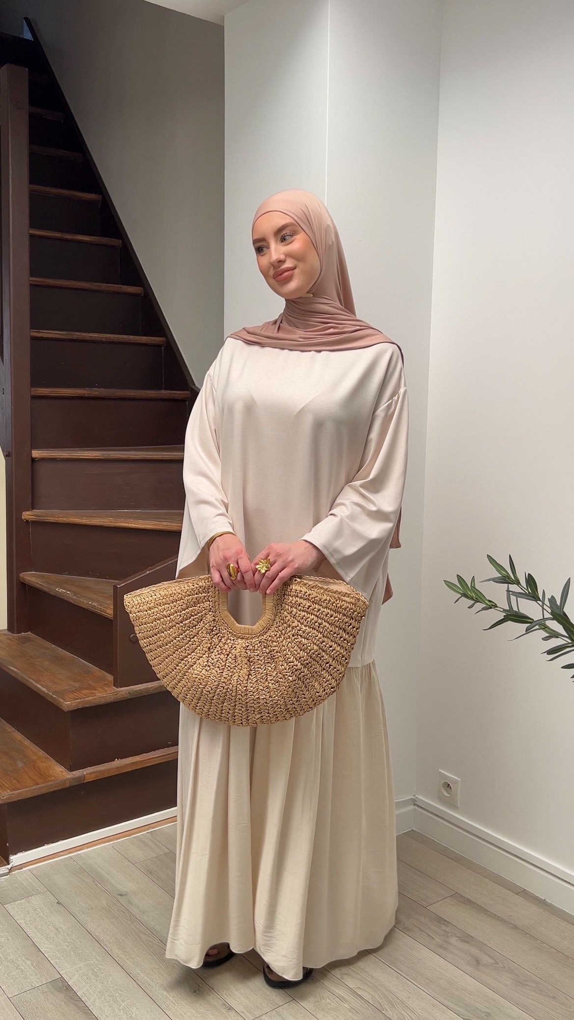 La abaya comfy beige