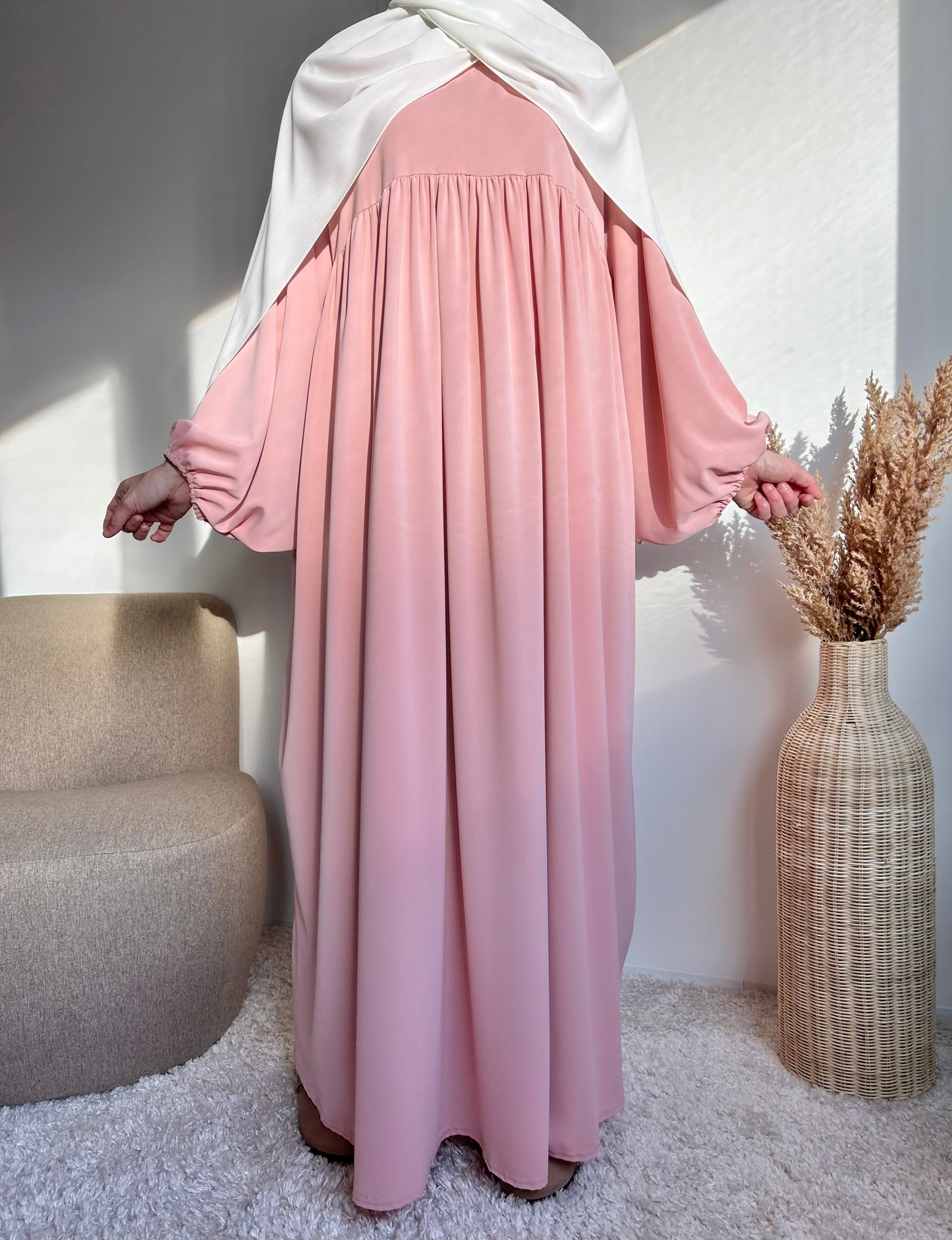 Medina silk puff sleeve abaya