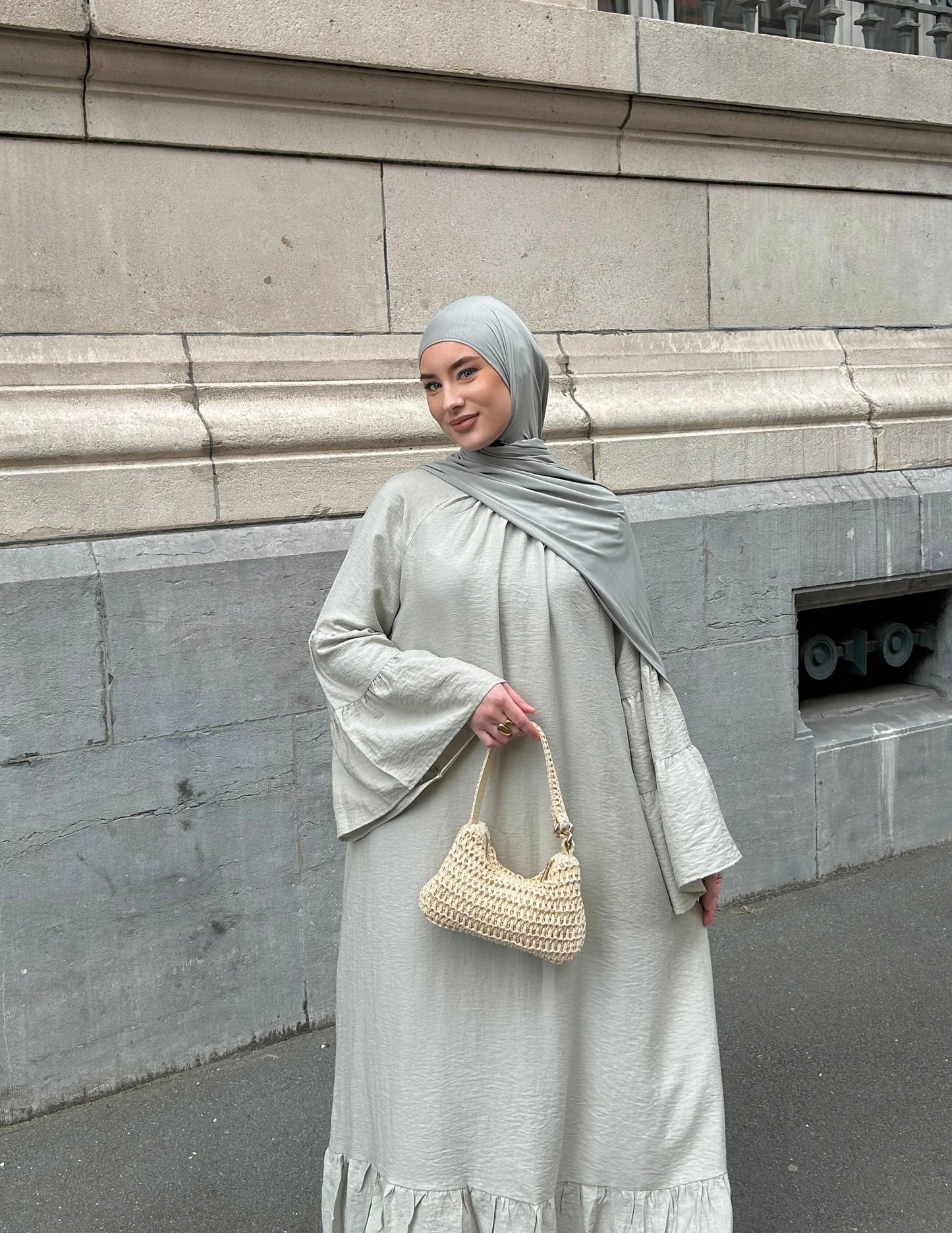 Abaya Flowy Linen vert de gris