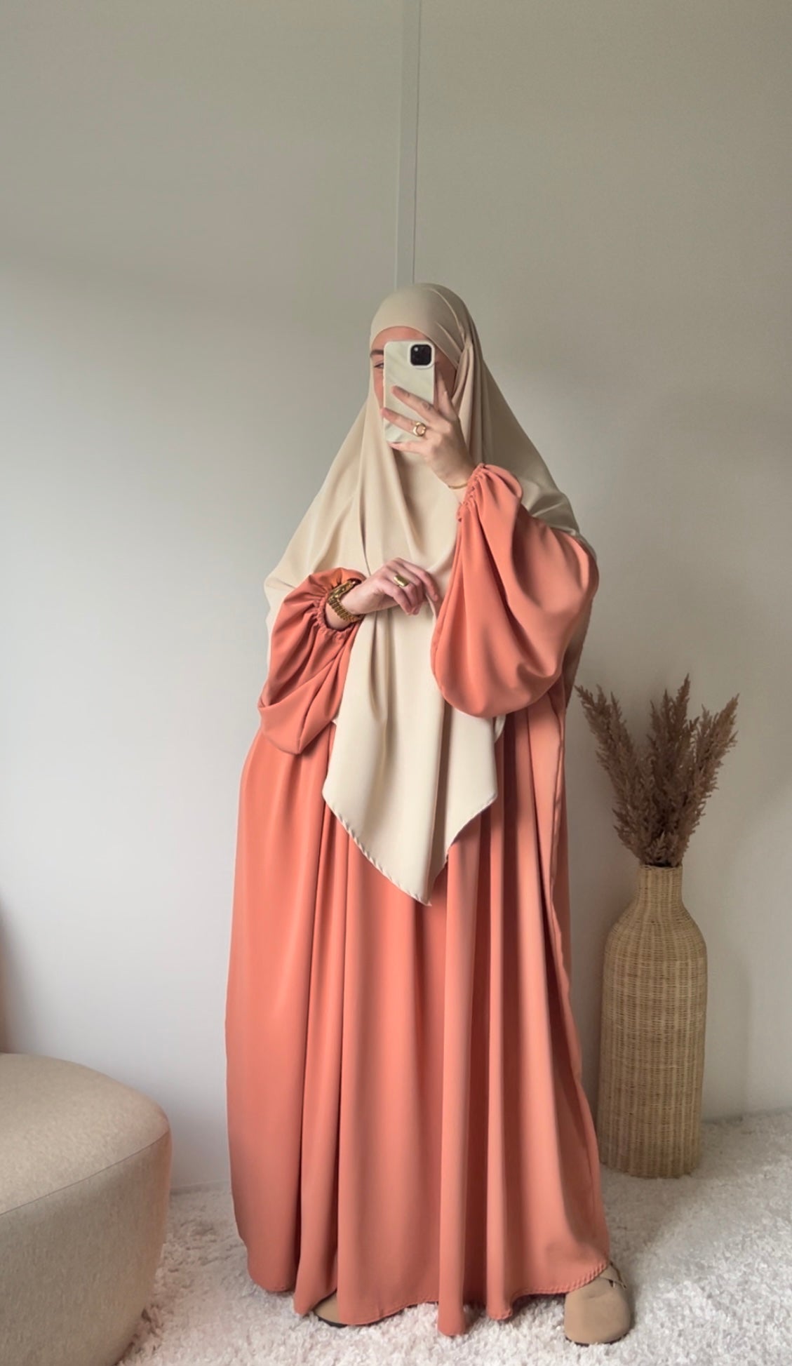 Medina silk puff sleeve abaya